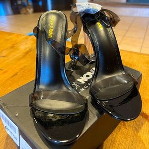 Fashion nova heels BNIB